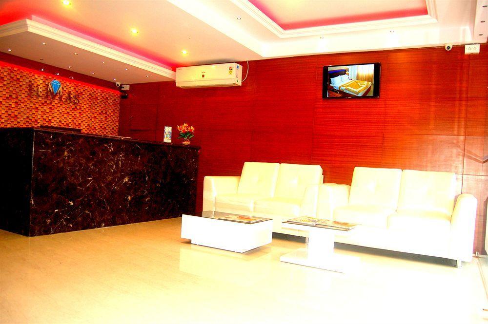 Treebo Trip Elmas Golden Key Otel Bangalore Dış mekan fotoğraf