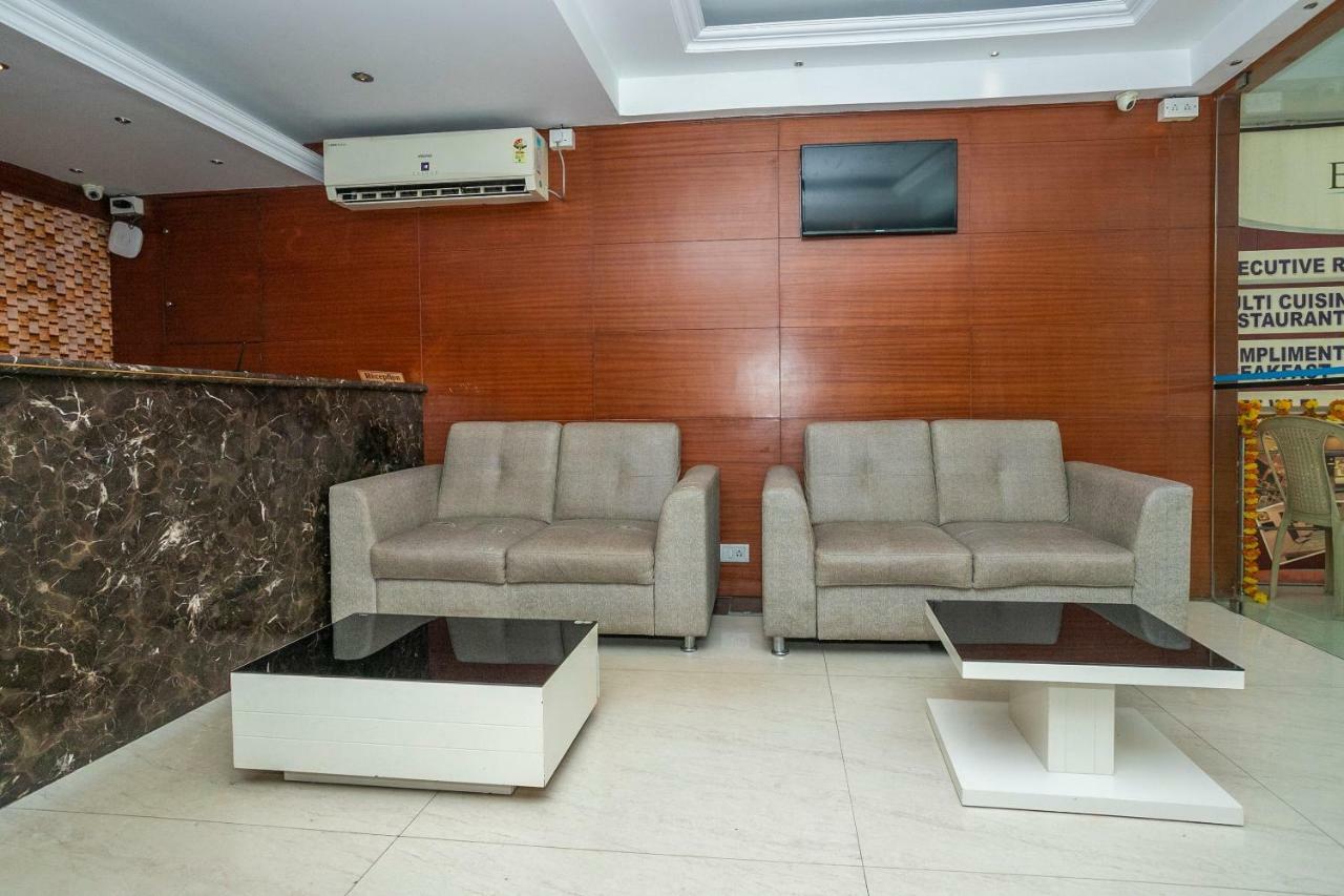 Treebo Trip Elmas Golden Key Otel Bangalore Dış mekan fotoğraf