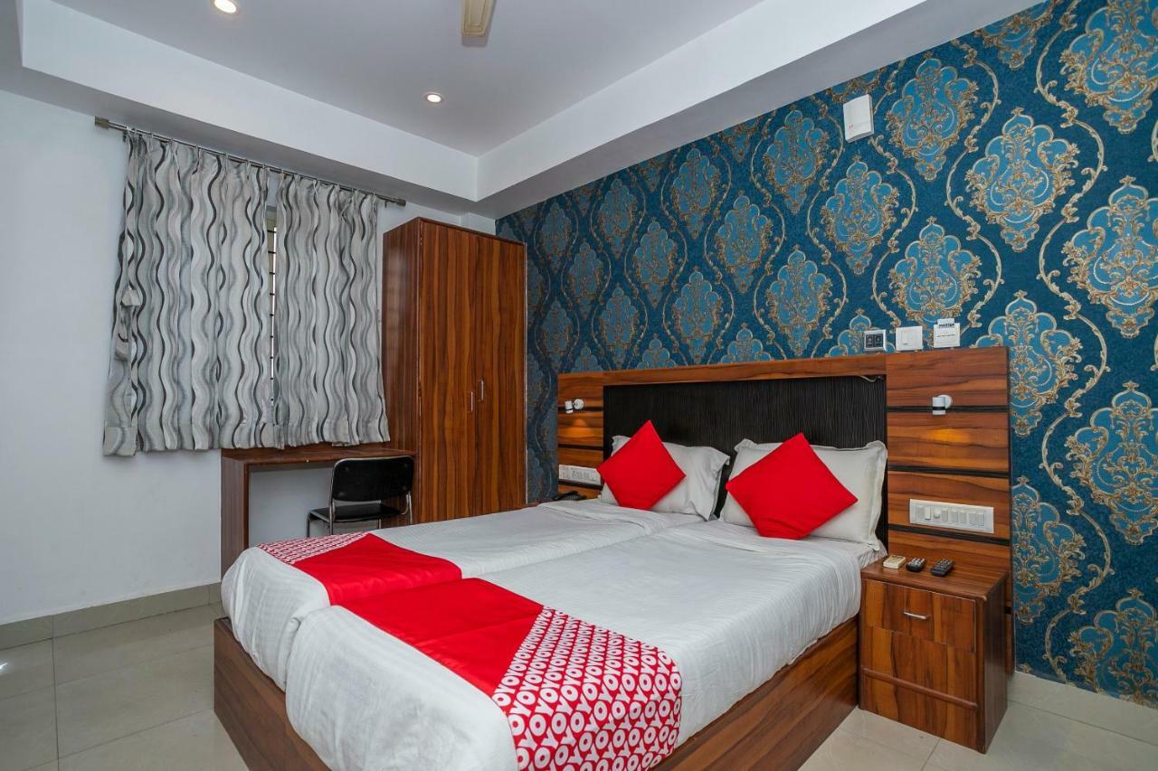 Treebo Trip Elmas Golden Key Otel Bangalore Dış mekan fotoğraf